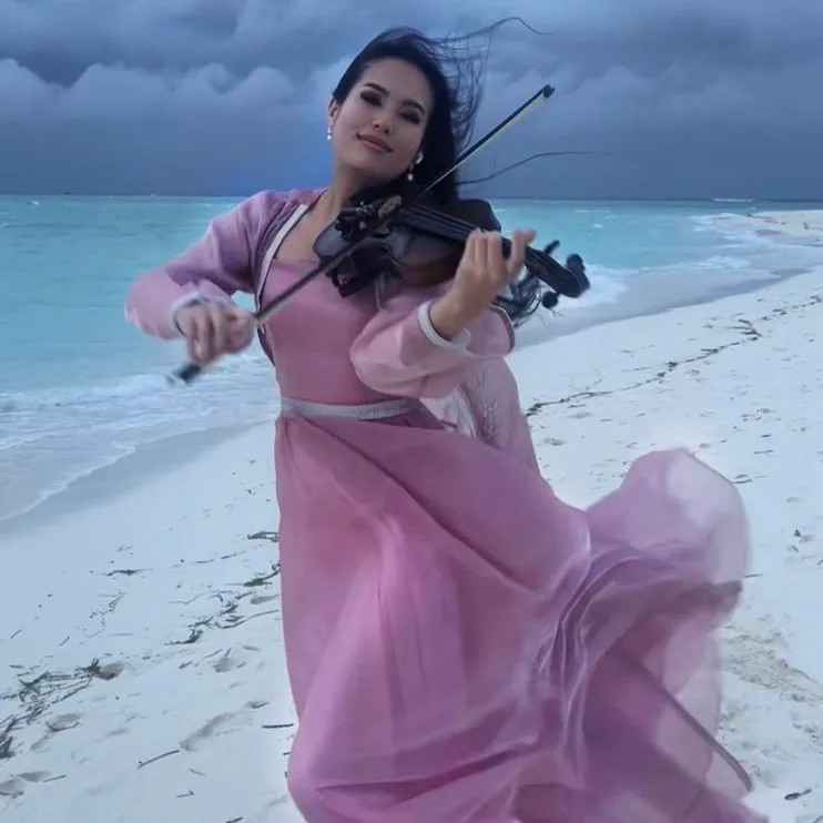 STRINGS 12