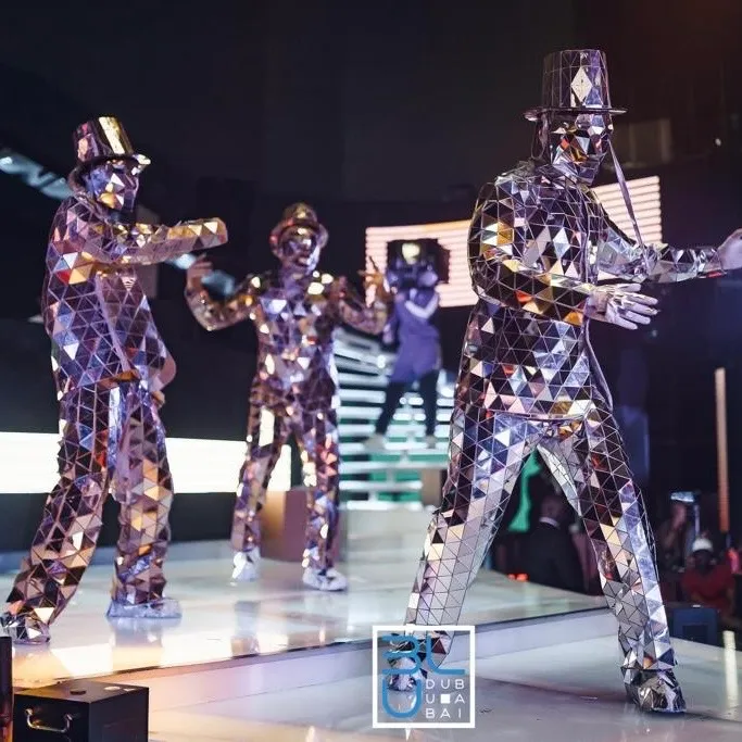STATUES 2